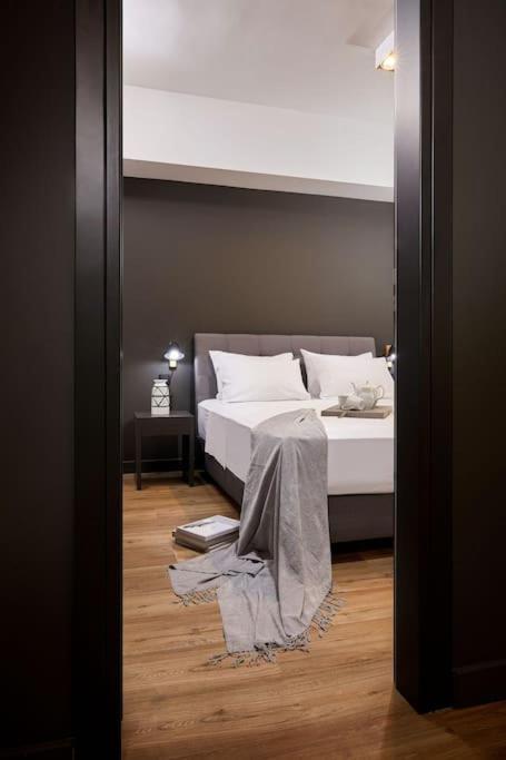 Viola Comfort Suite Афины Экстерьер фото